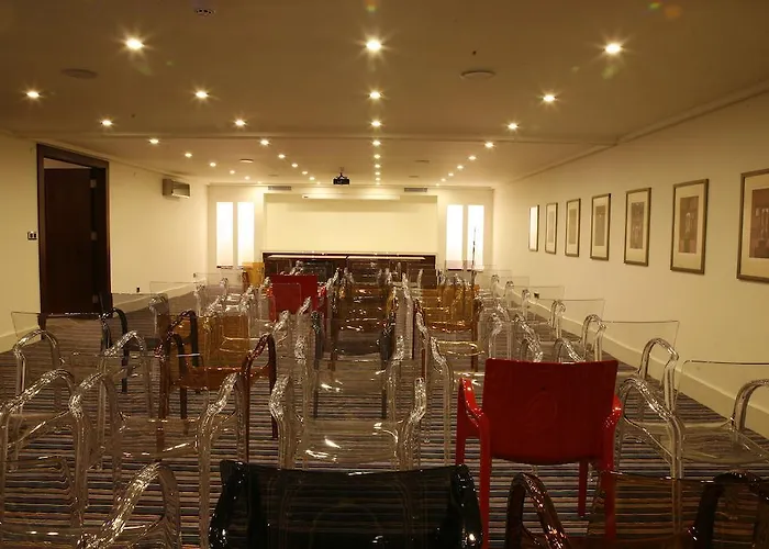 Hotell Samm Bistro 4*