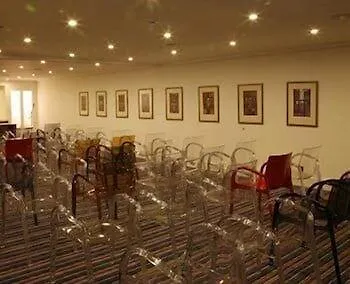 Otel Samm Bistro 4*
