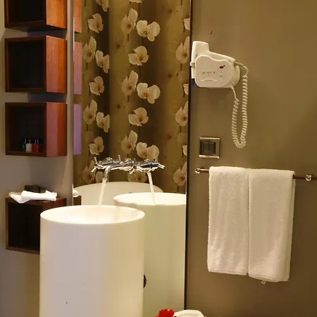 Samm Bistro Hotell