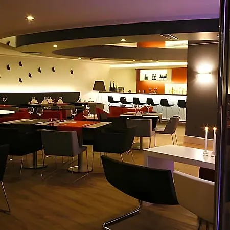 Отель Samm Bistro