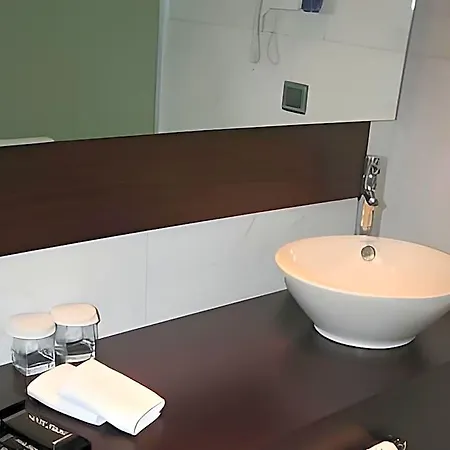 Samm Bistro Hotel