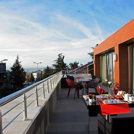 Samm Bistro 4*
