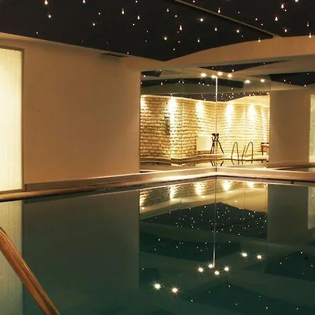 Hotel Samm Bistro 4*
