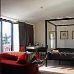 Samm Bistro 4*