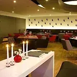 Samm Bistro Hotel 4*